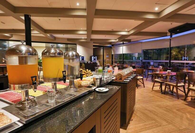 ホテル Matiz Vilaboim Ribeirao Preto