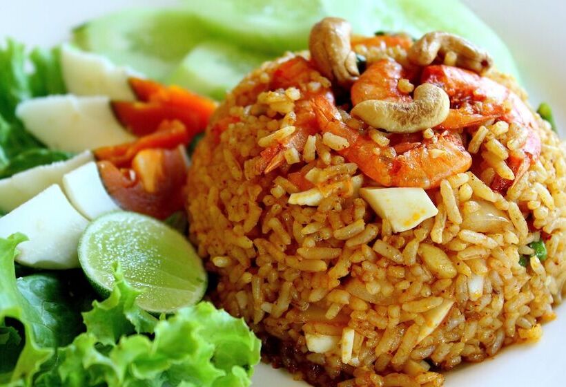 호텔 My Place @ Surat