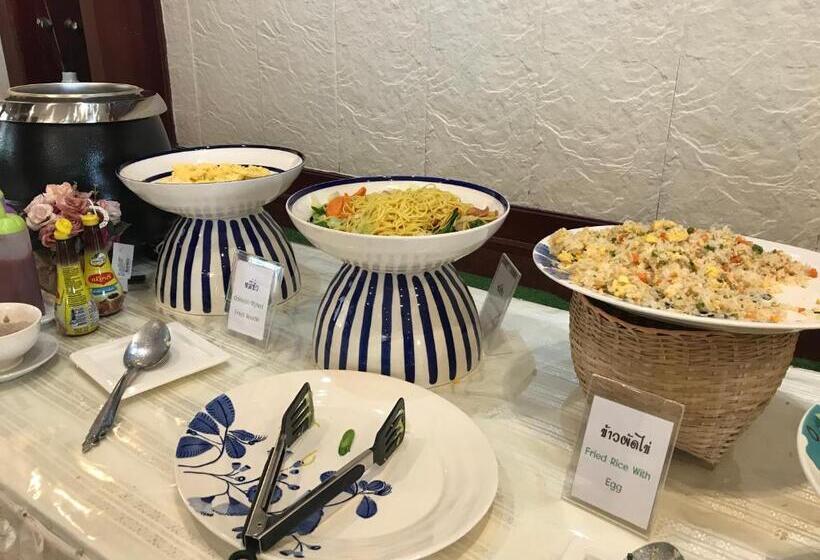 호텔 Regent Lodge Lampang