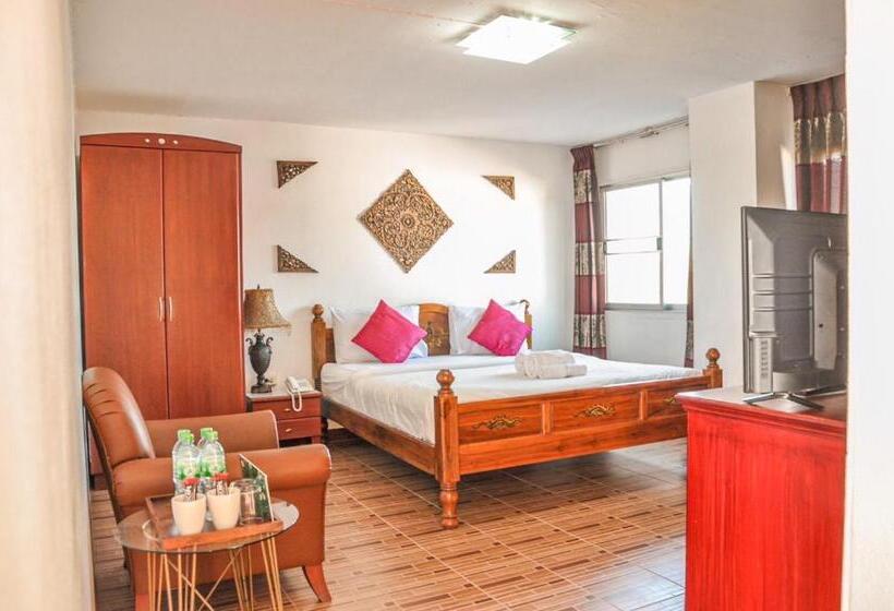 호텔 Regent Lodge Lampang