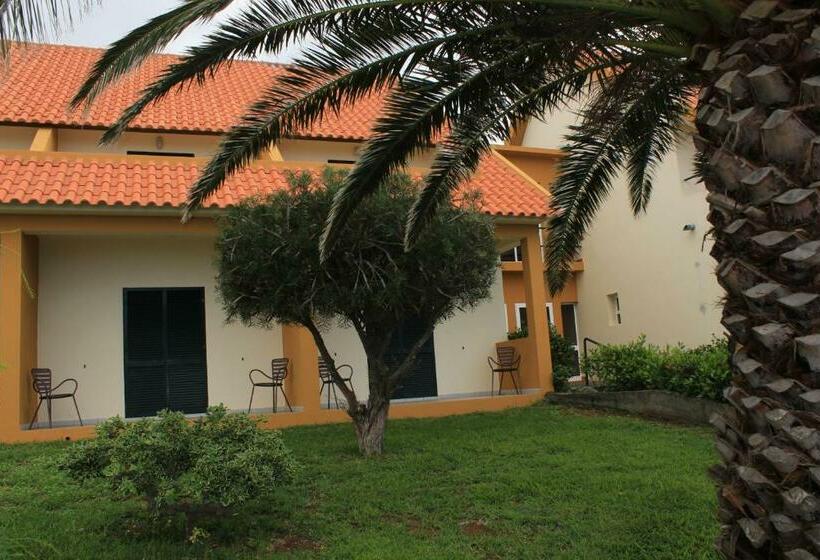 בית מלון כפרי Residencial Farol