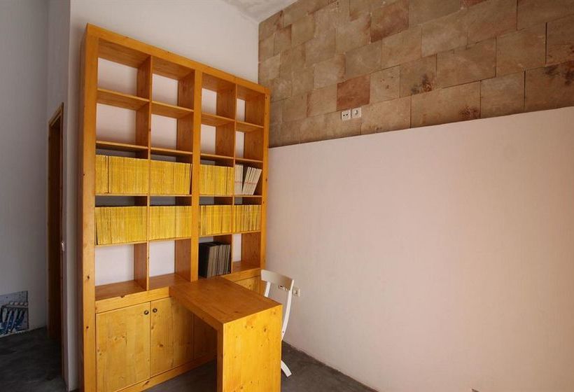 ホテル Saint George Studios