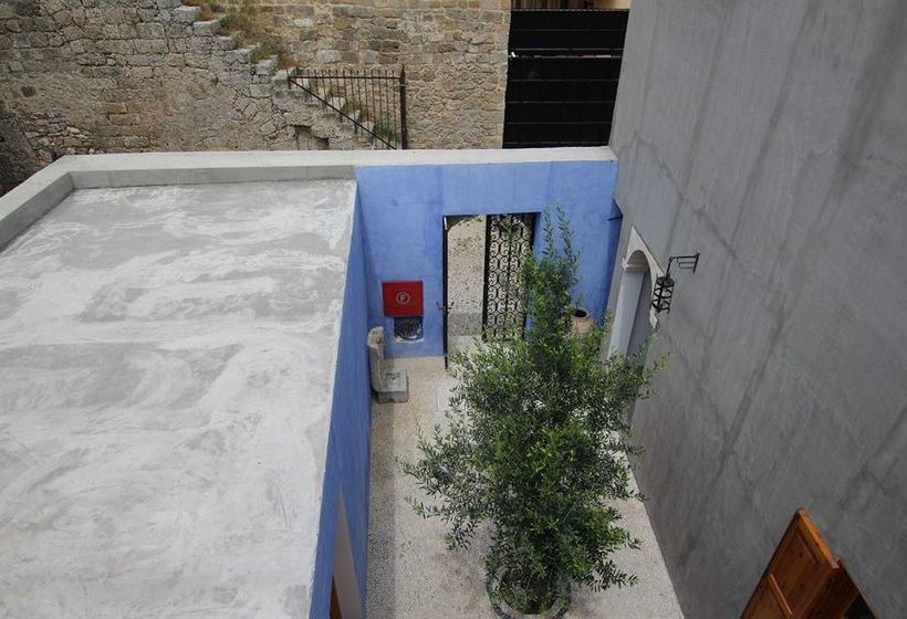 ホテル Saint George Studios