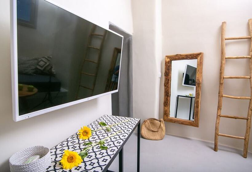 בית מלון כפרי Santorini Villas