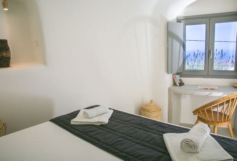 בית מלון כפרי Santorini Villas