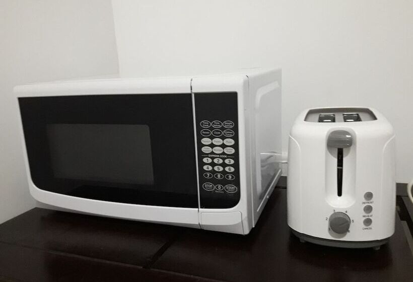 Отель Sea Front Hikkaduwa