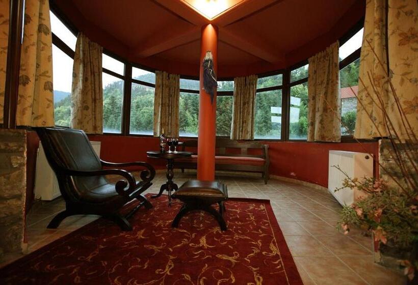 בית מלון כפרי Ta Petrina