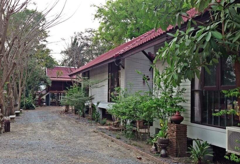 ホテル The Old Palace Resort Klong Sa Bua