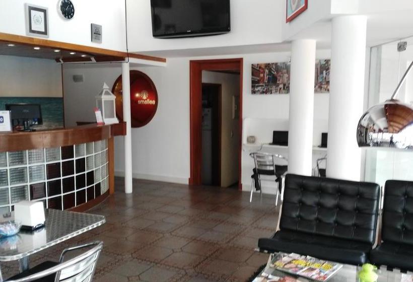 ホテル The Smalleast