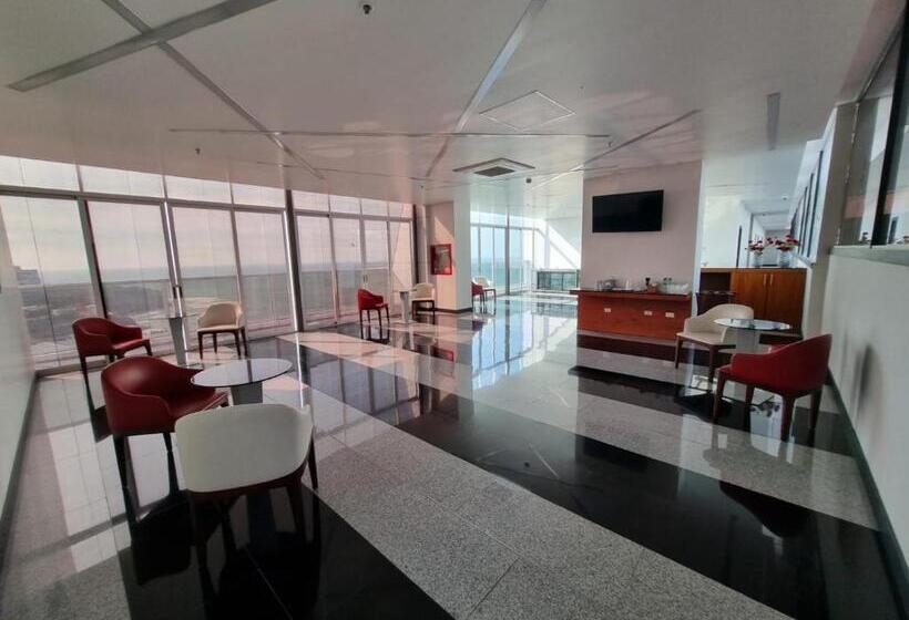 Wyndham Manta Sail Plaza Hotel And Convention Center