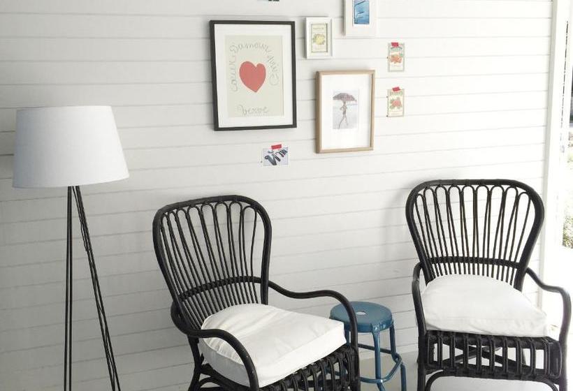 ホテル Zeaza Bungalow