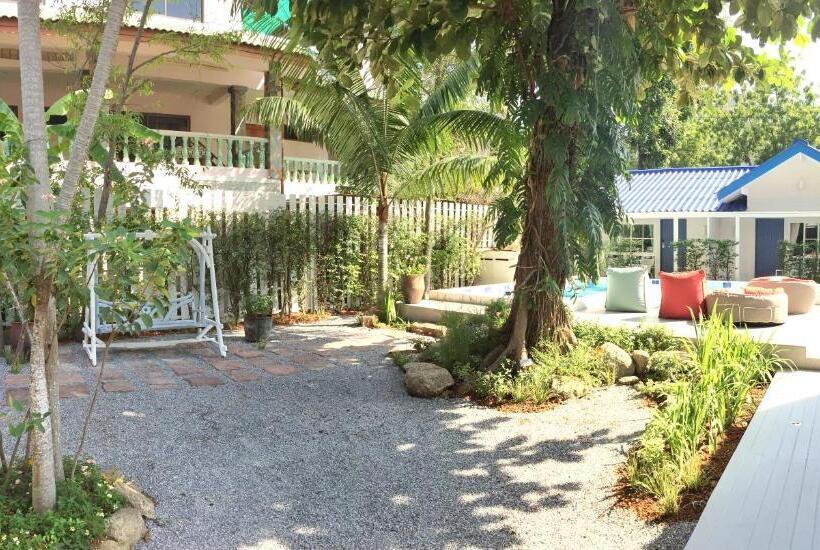 ホテル Zeaza Bungalow