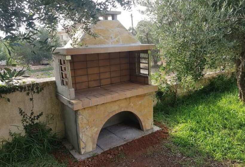 Koxyli Studios & Apartments