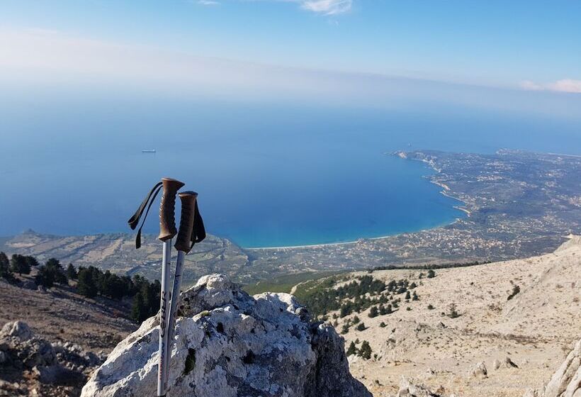 Koxyli Studios & Apartments