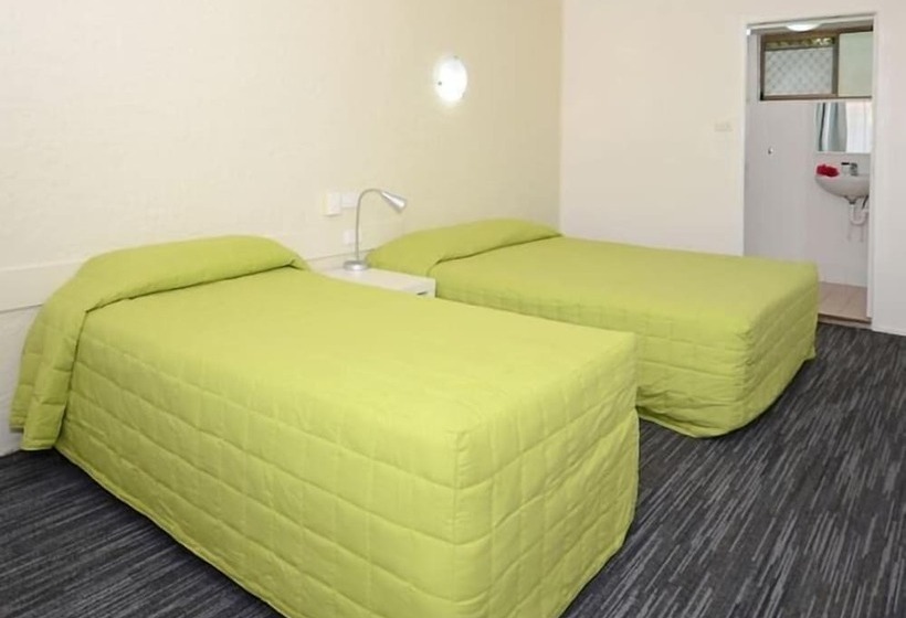 مُتل Urangan Motor Inn