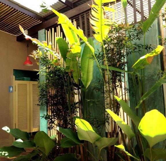 Non La Mer Hostel Bed & Yoga