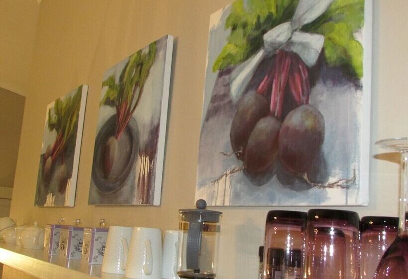 ペンション By The Way Guesthouse