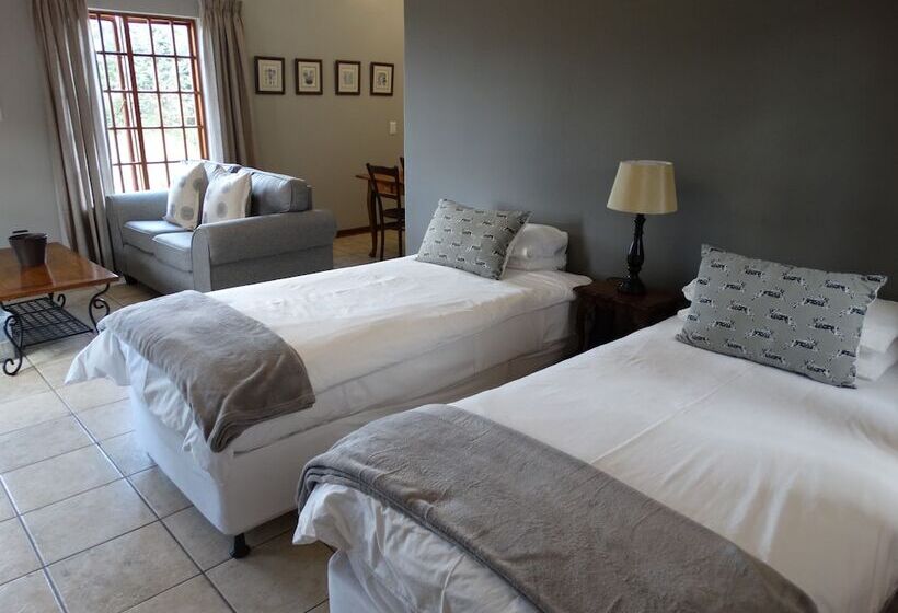 ペンション By The Way Guesthouse