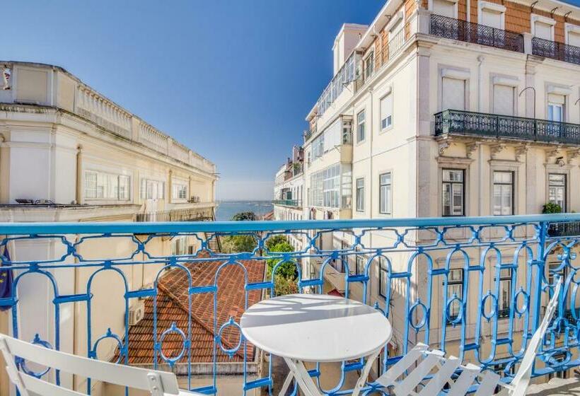 پانسیون Chiado 44