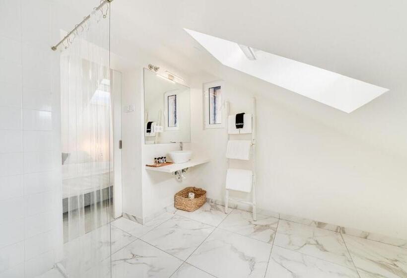 پانسیون Chiado 44