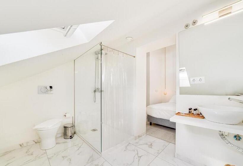 پانسیون Chiado 44