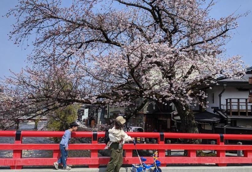 بنسيون Guesthouse Tomaru