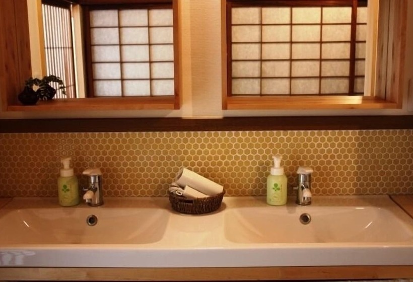 펜션 Guesthouse Tomaru