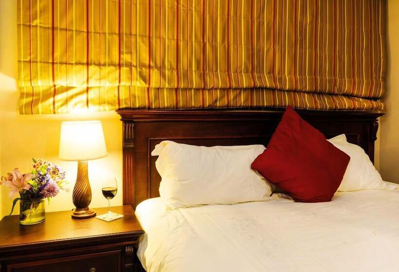 펜션 Holiday Guest House Langebaan