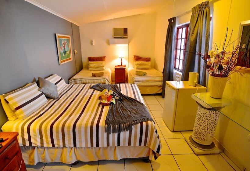 Пансион Lalamo Guest House