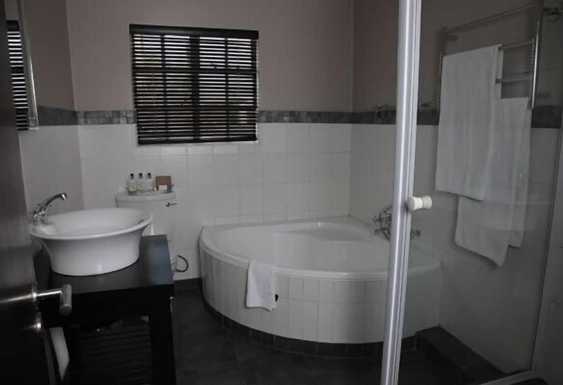 פנסיון Lemon & Lime Guesthouse