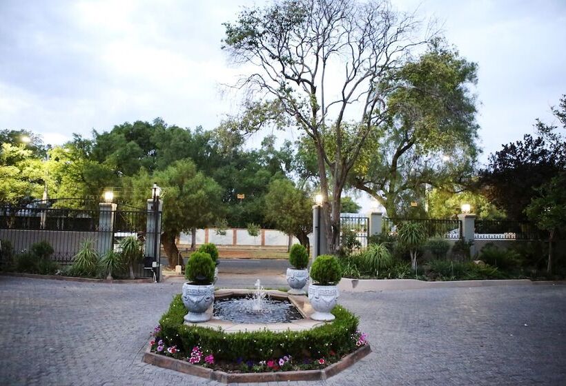 פנסיון Oleander Guest House