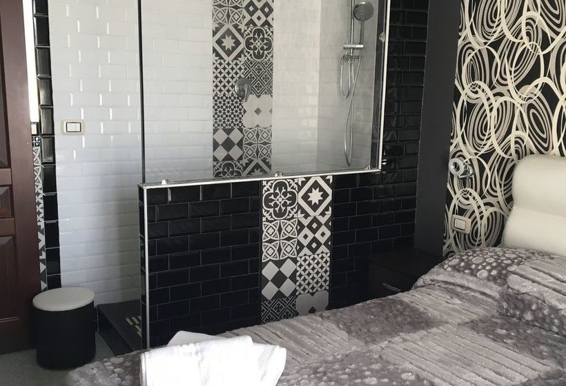 פנסיון Pompei Boutique Inn