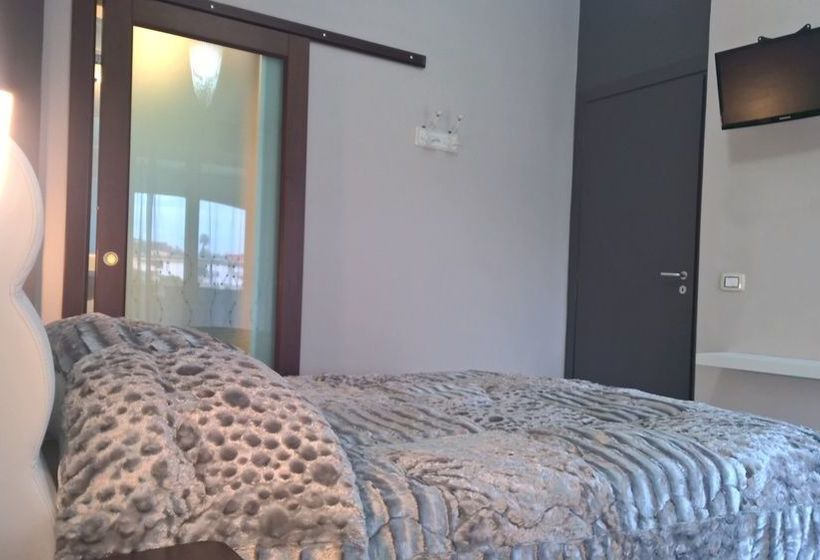 פנסיון Pompei Boutique Inn