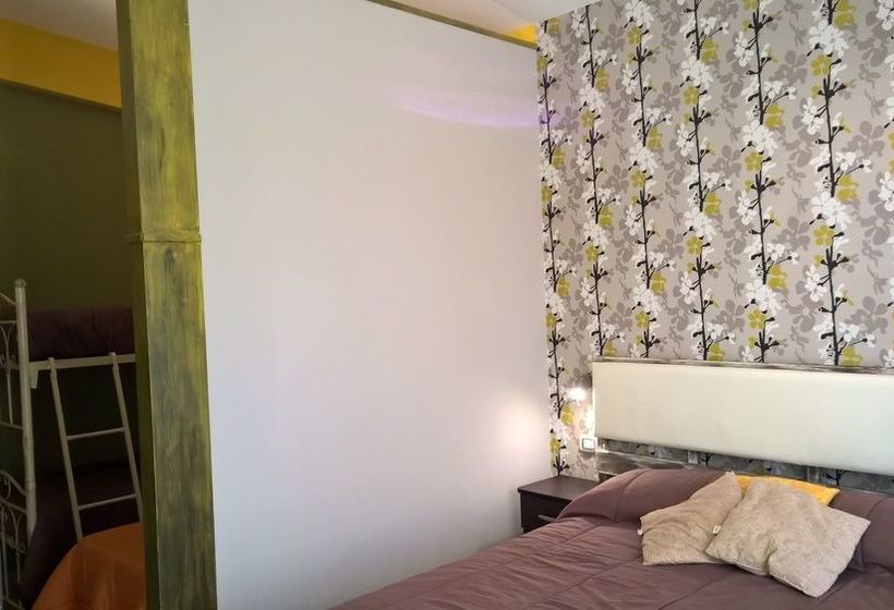 פנסיון Pompei Boutique Inn