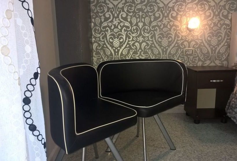 פנסיון Pompei Boutique Inn