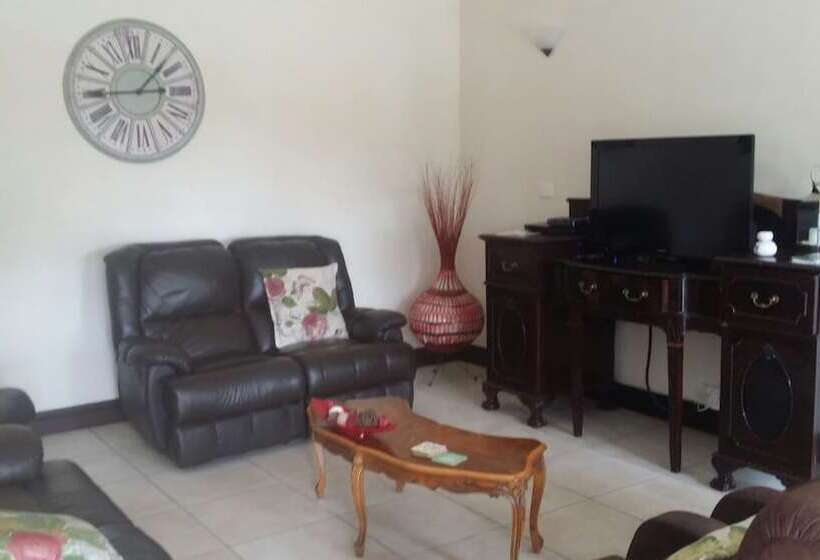 膳宿费 Sibakwa B&b Guesthouse