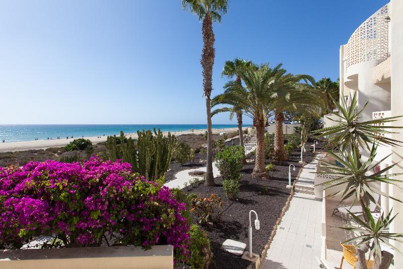 R2 Maryvent Beach Apartments