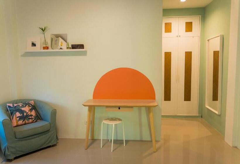 リゾートホテル Oasis Yoga Bungalows