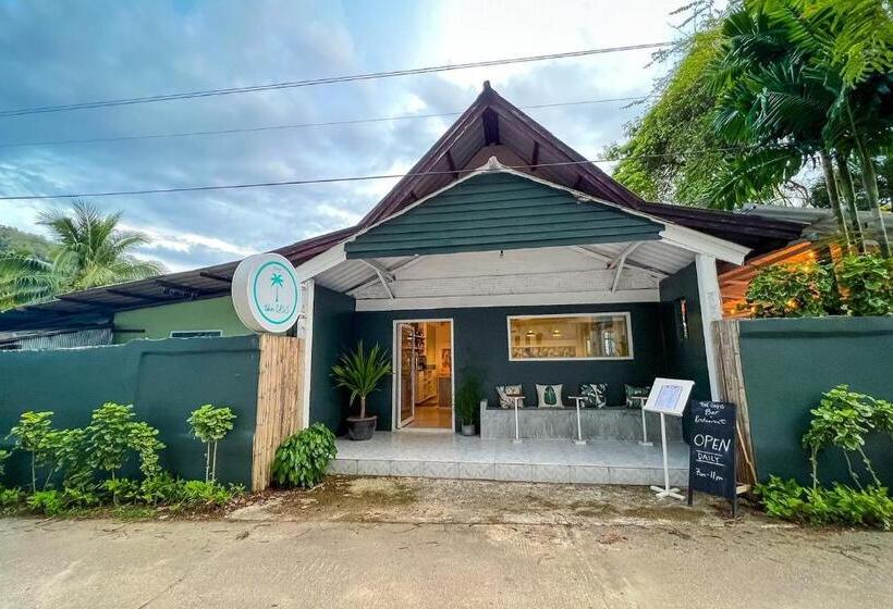 リゾートホテル Oasis Yoga Bungalows