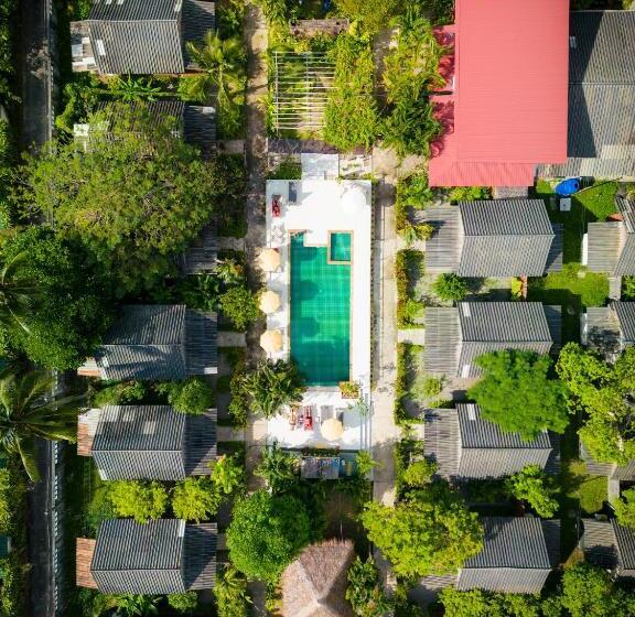 リゾートホテル Oasis Yoga Bungalows