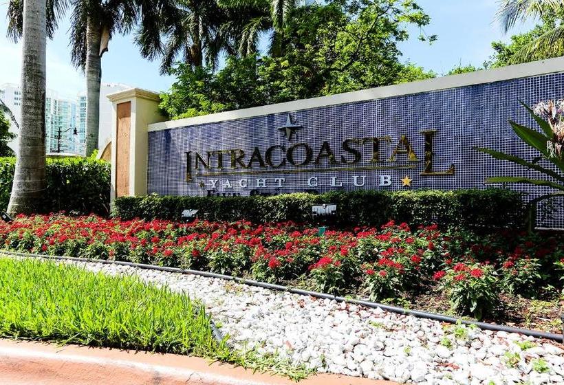 Sunny Isles Beach At Yatch Club