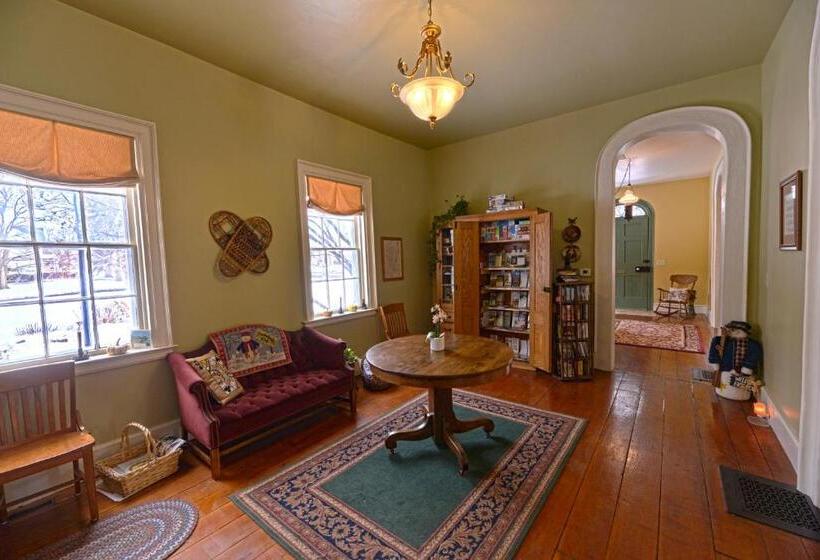 The Bed And Breakfast At Oliver Phelps