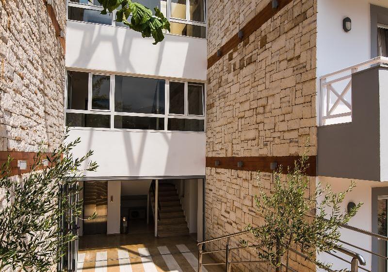 Vagelis Comfort Apartments