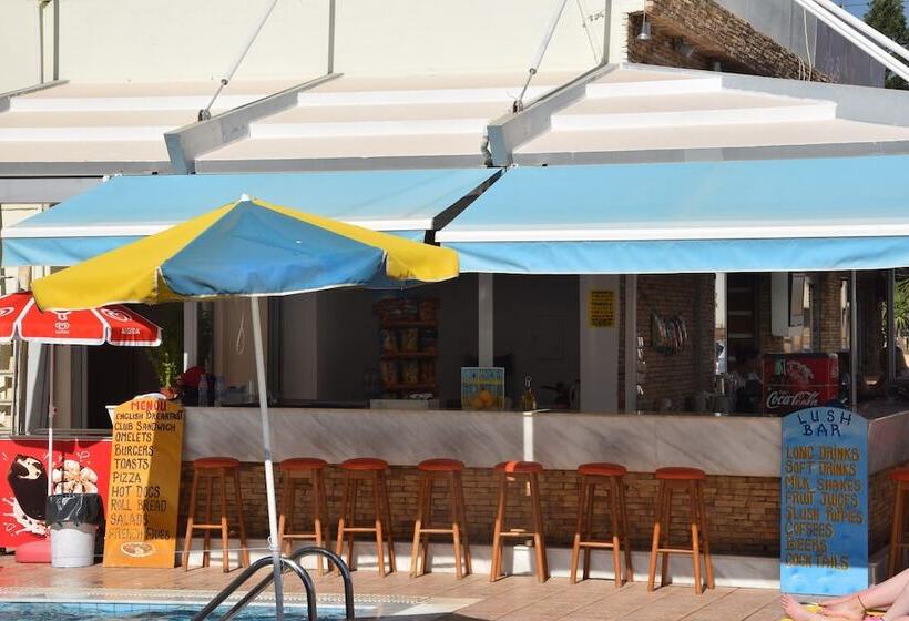 Vagelis Comfort Apartments