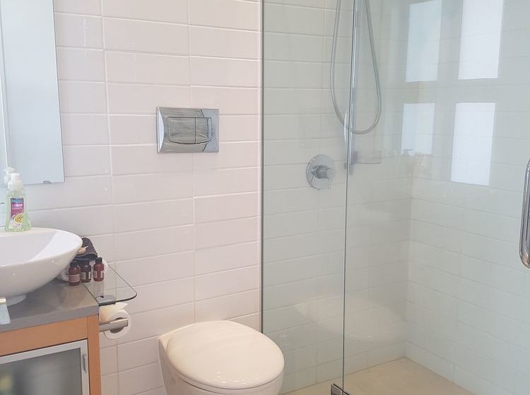 Waimahana Apartments