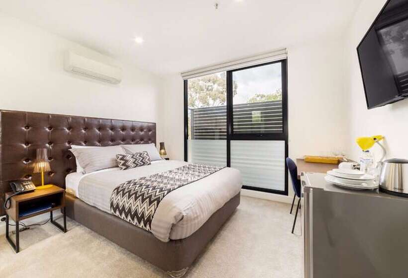 Whitehorse Apartment