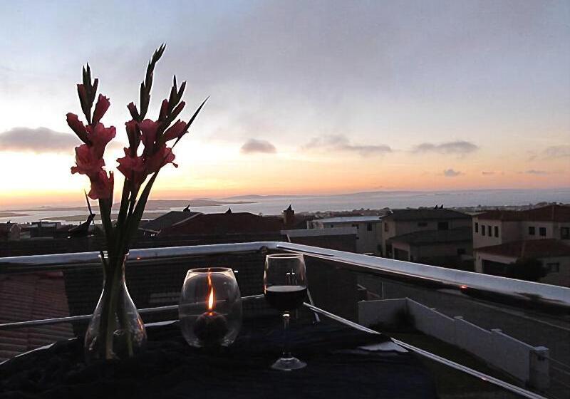 住宿加早餐 Alabaster Box Guesthouse