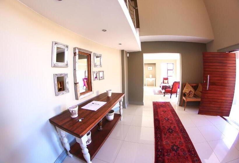 住宿加早餐 Alabaster Box Guesthouse