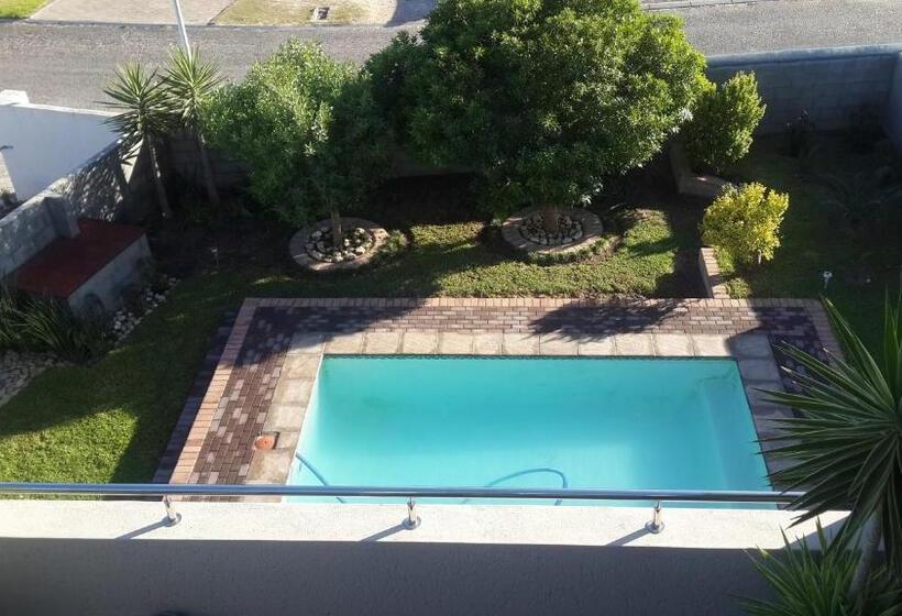 住宿加早餐 Alabaster Box Guesthouse