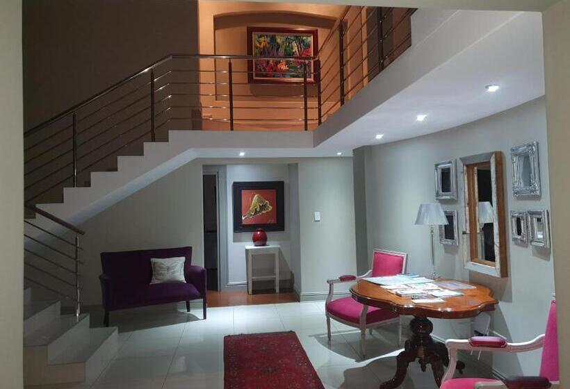 住宿加早餐 Alabaster Box Guesthouse